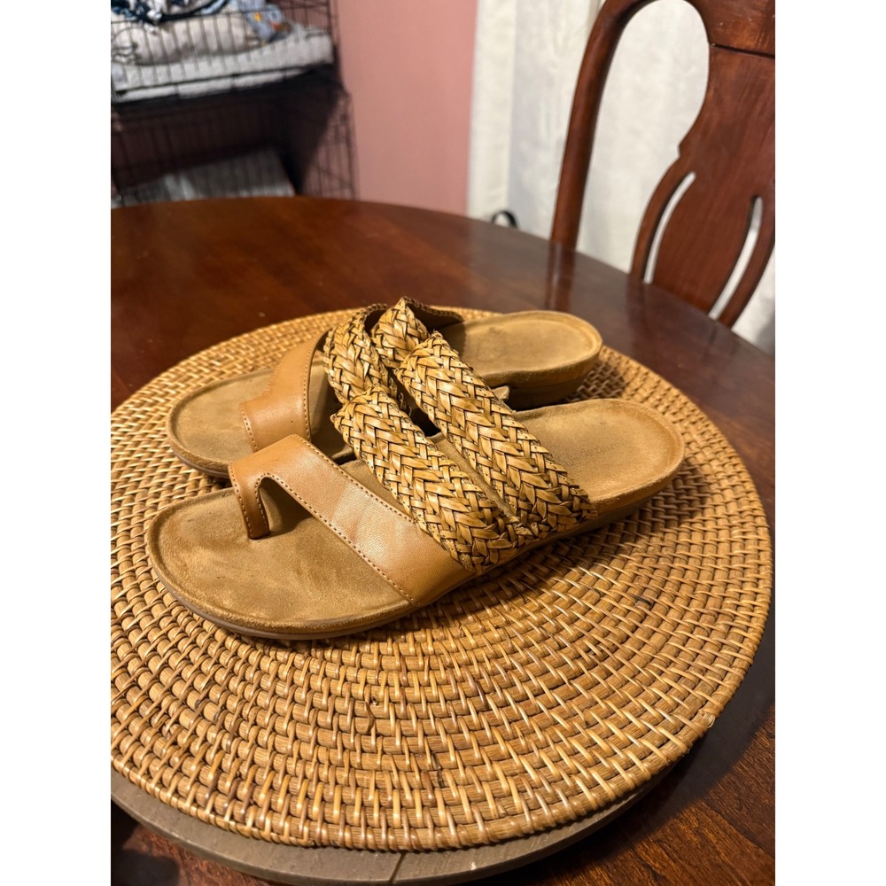 Baretraps Jonelle Tan Braided Toe Loop Slide Sandals Womens 9.5M - Picture 1 of 10
